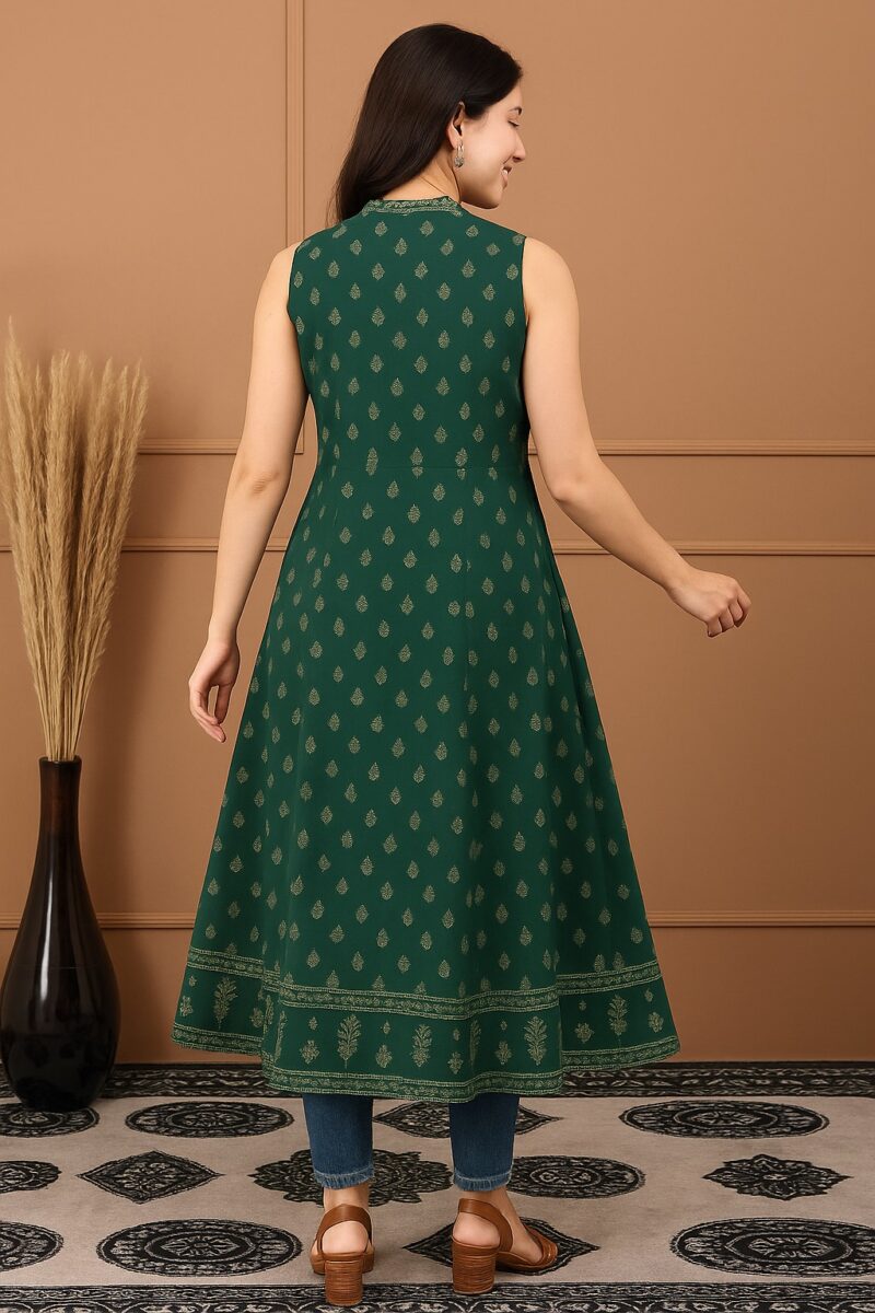 Women's Green Sleeveless Printed Rayon A-Line Kurta - Image 2