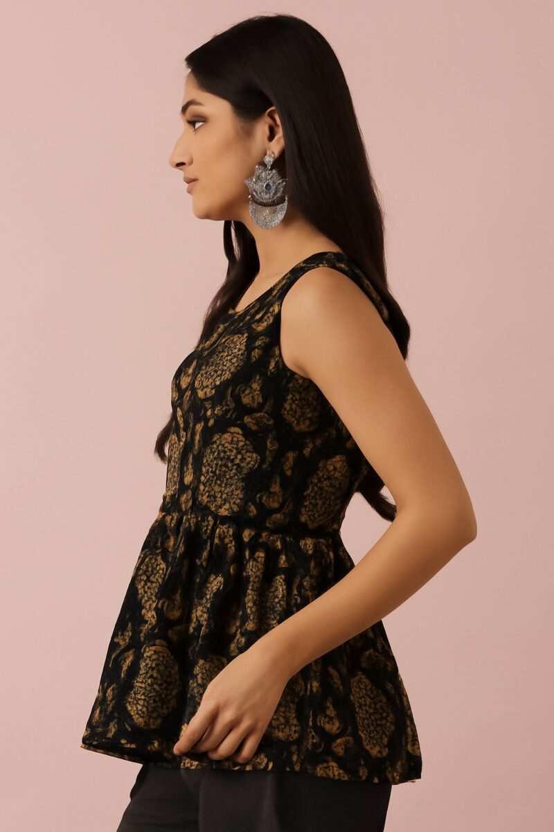 Black & Gold Sleeveless Printed Peplum Top - Image 3